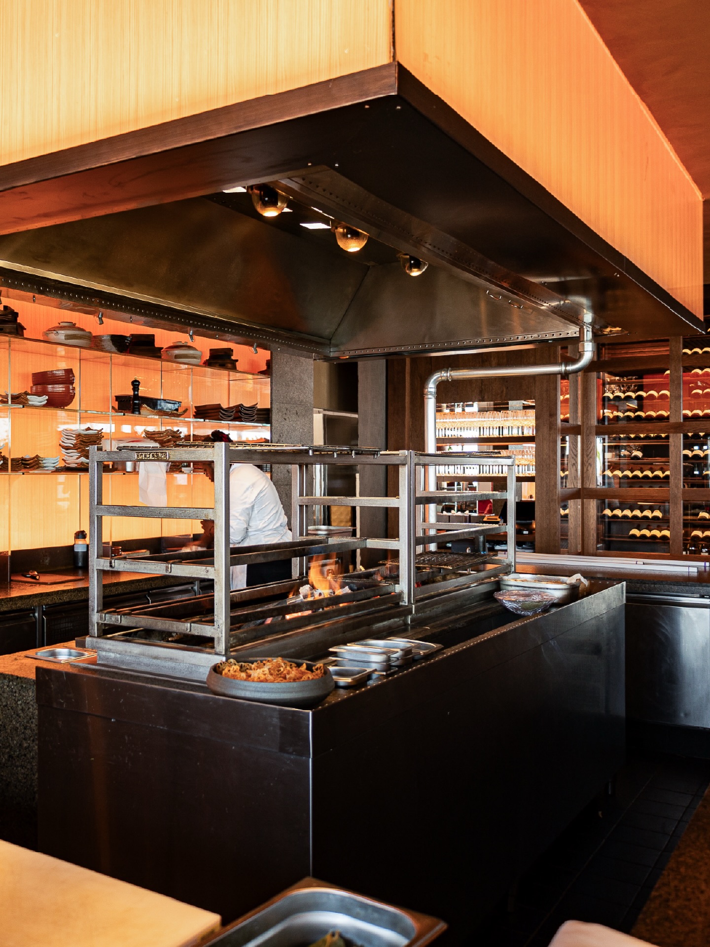 📍Zuma | Palm Beach | Cannes

Cuisine ouverte chez Zuma, pour le plaisir des yeux.

#designkitchen #madeinfrance #artdevivre #foodconcept #luxuryrestaurant
